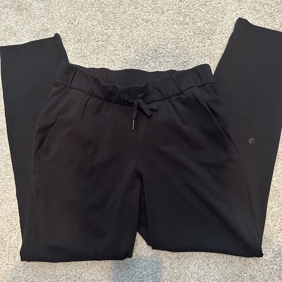 🍋🍋 EUC On The Fly Pant - Lululemon - Picture 3 of 6